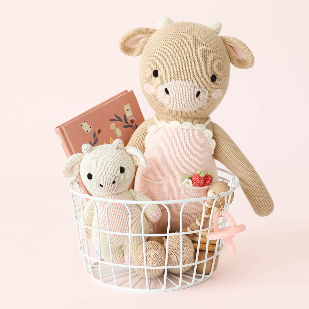 Ava the cow (powder pink)
