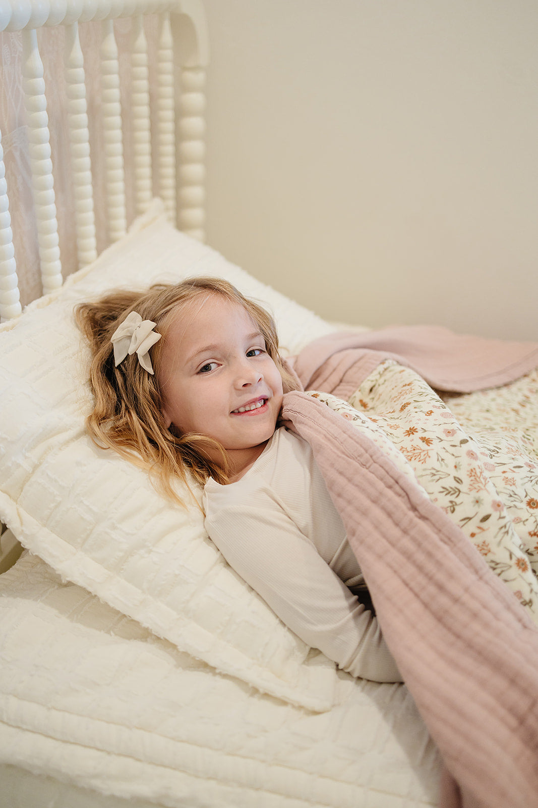 Meadow Floral Twin Muslin Quilt