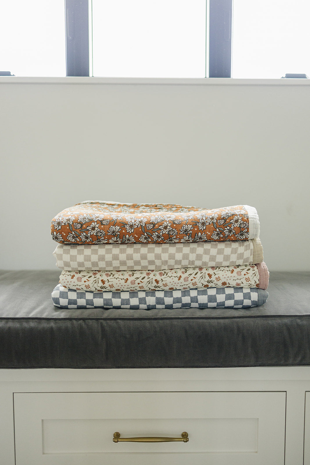Meadow Floral Twin Muslin Quilt