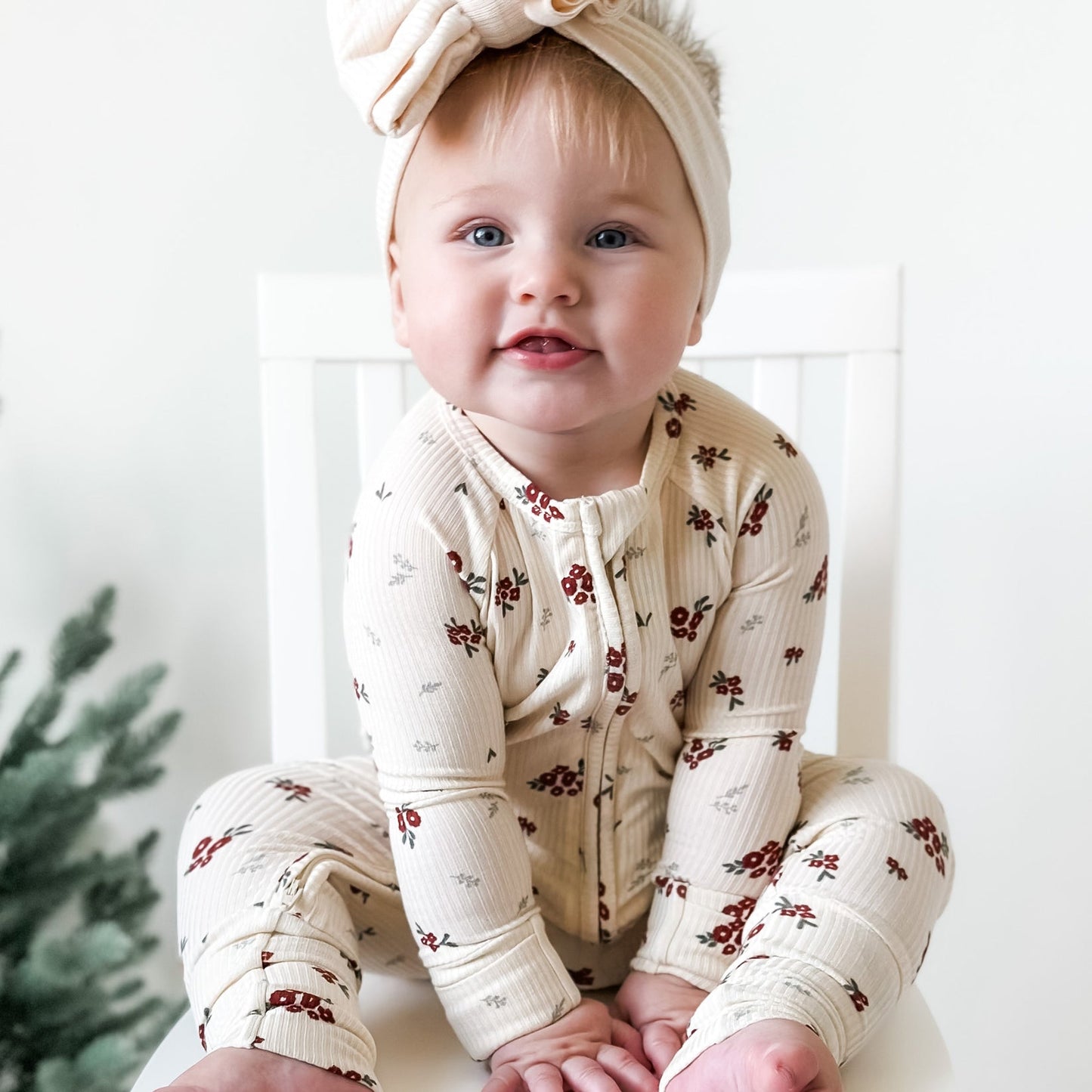 Scattered Floral Small Ribbed Zip Romper
