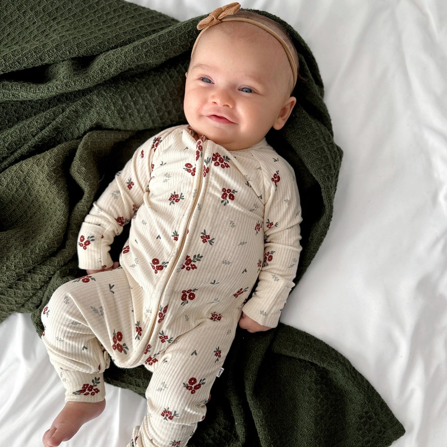 Scattered Floral Small Ribbed Zip Romper