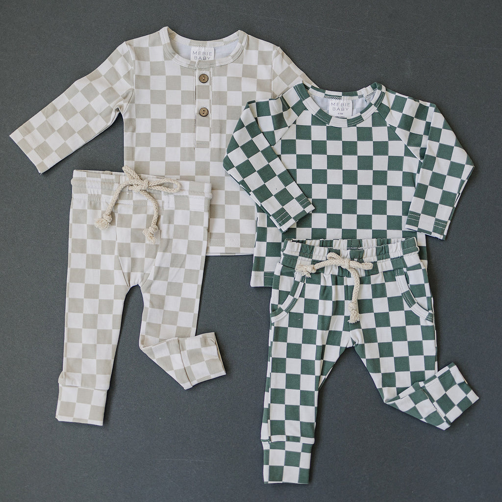 Taupe Checkered Two-piece Button Set