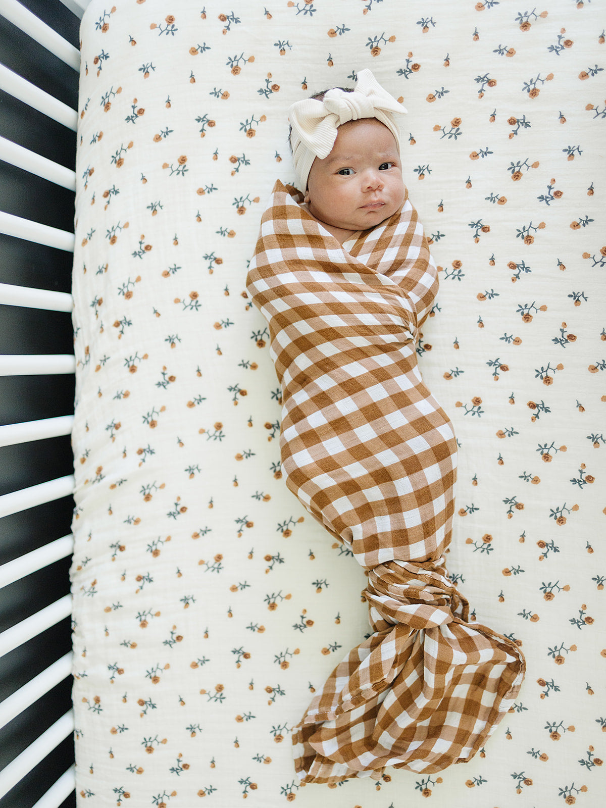 Gingham swaddle 2025