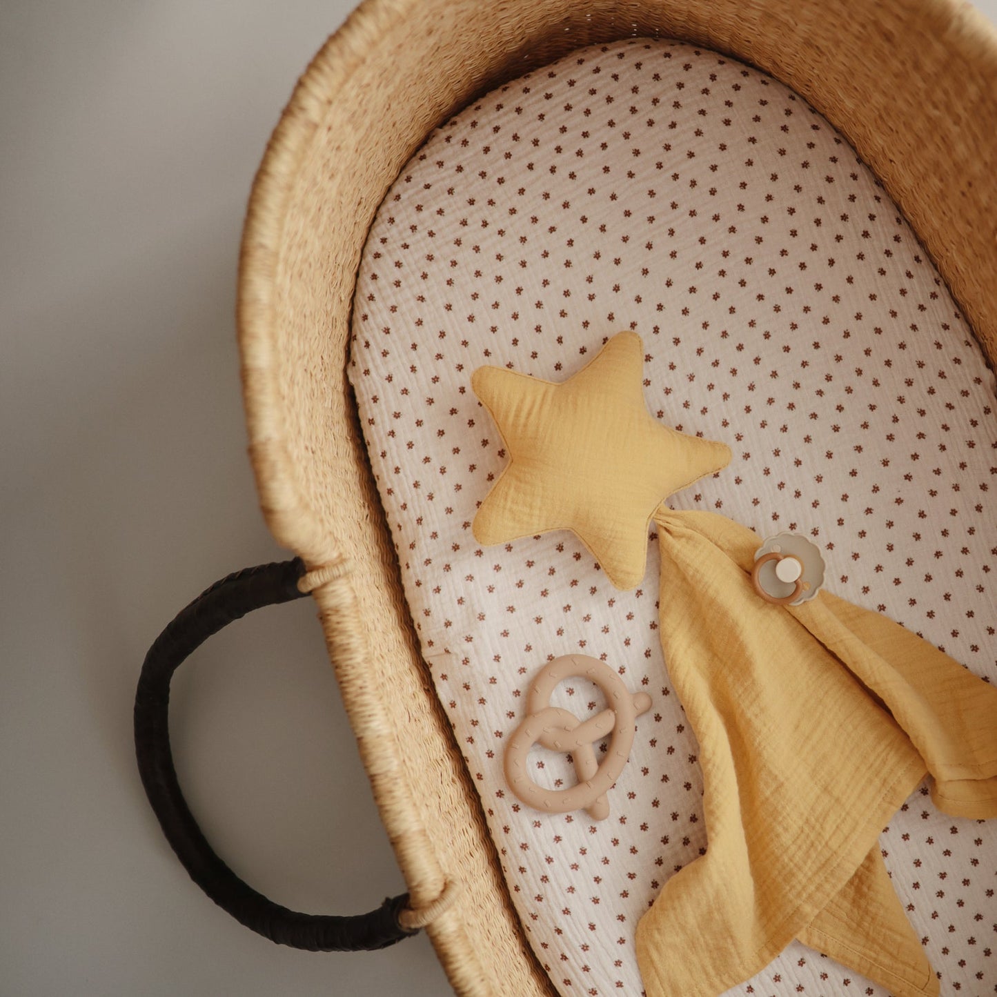 Baby Pretzel Silicone Teether (Natural)