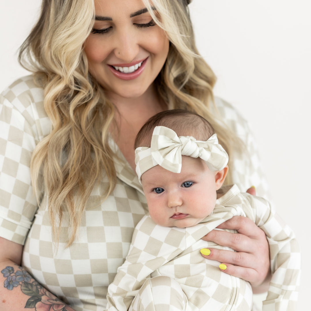 
                  
                    Tan Checker | Head Wrap
                  
                