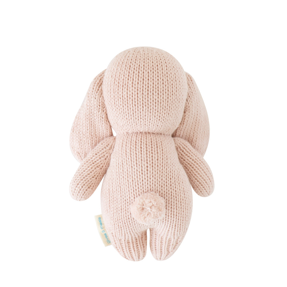 
                  
                    Baby bunny (rose)
                  
                