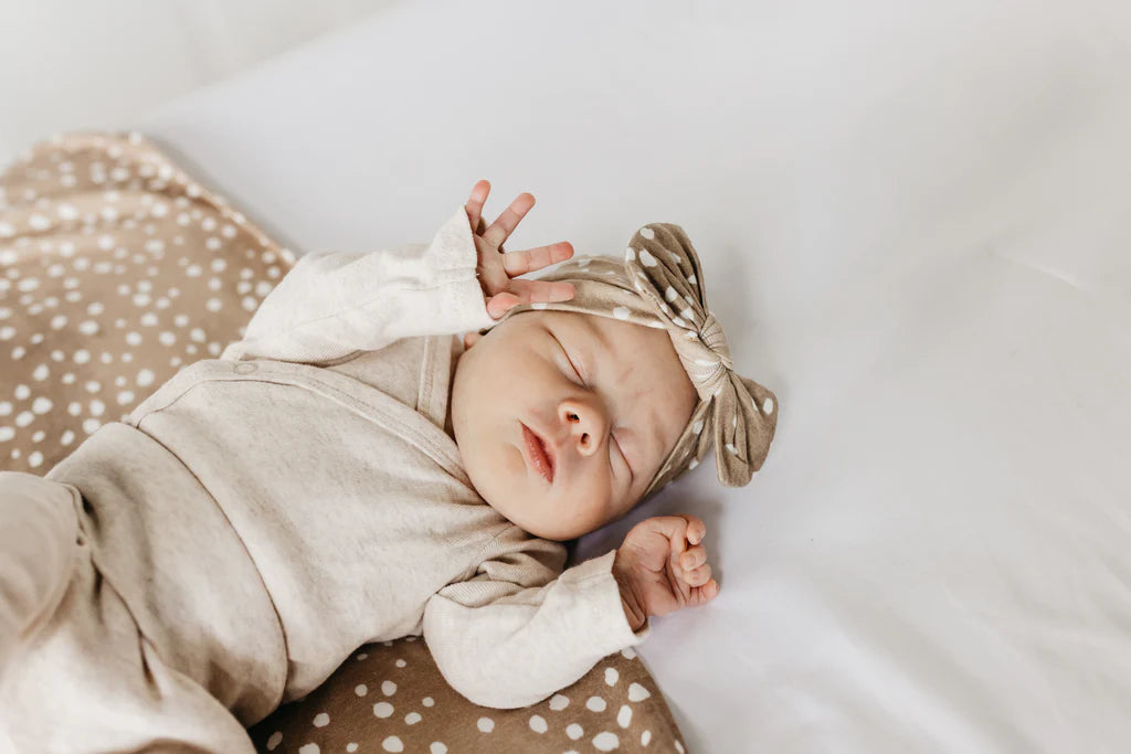 
                  
                    Fawn Knit Headband Bow
                  
                