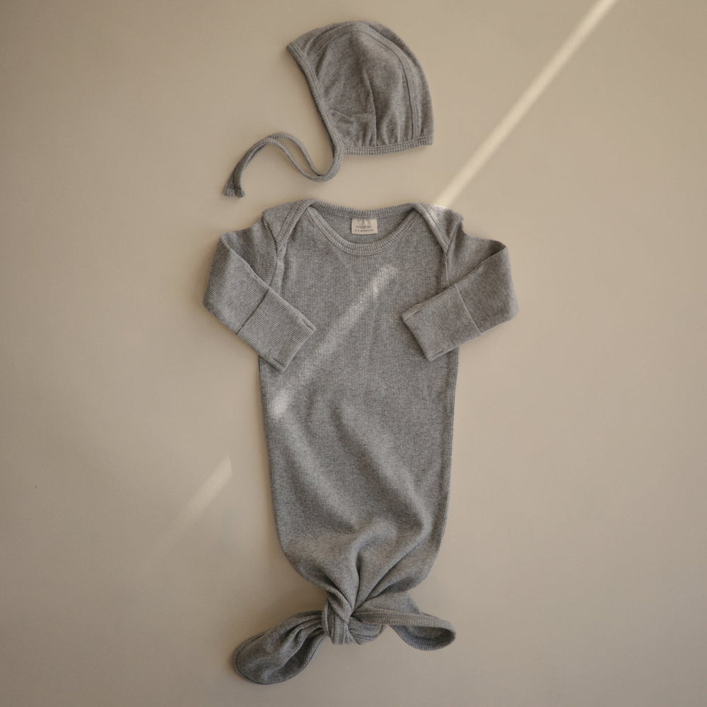 
                  
                    Ribbed Knotted Baby Gown (Gray Melange)
                  
                