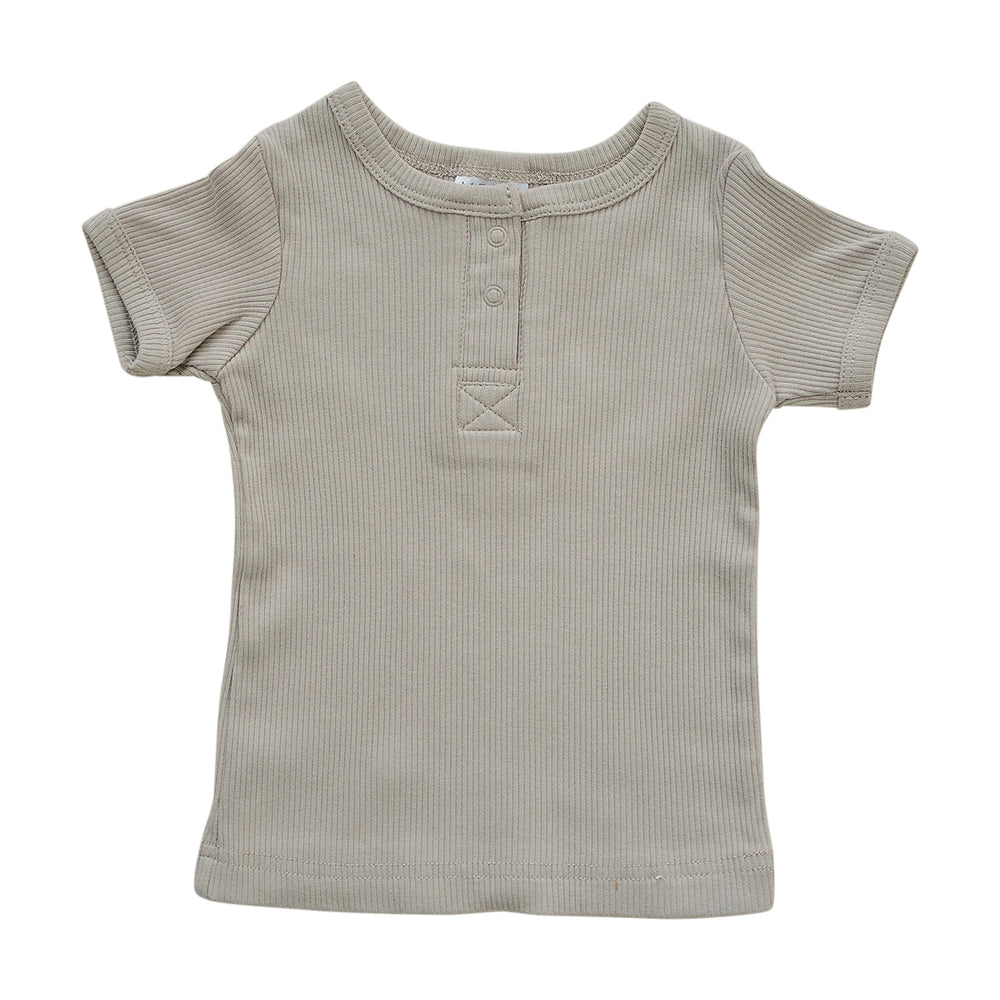 
                  
                    Oatmeal Organic Cotton Short Sleeve Snap Shirt
                  
                