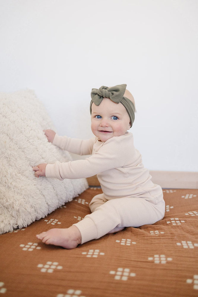 
                  
                    Olive Head Wrap
                  
                