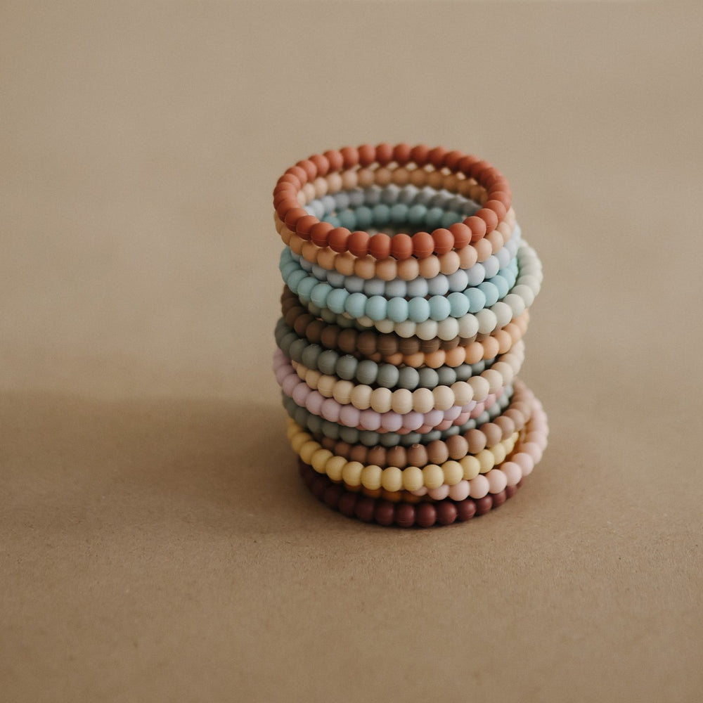
                  
                    Pearl Teething Bracelet 3-pack (Linen/Peony/Pale Pink)
                  
                