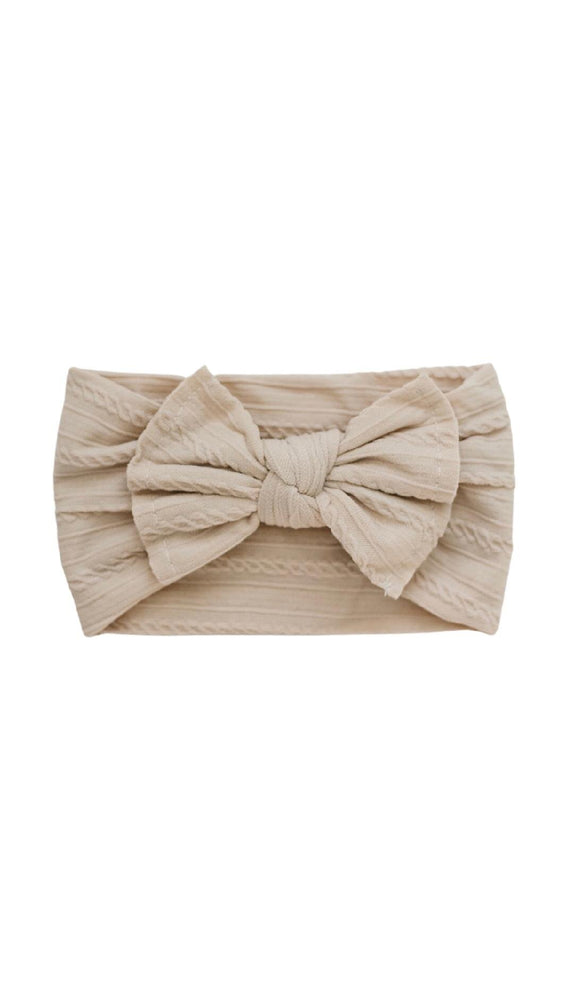 
                  
                    Sweater Bow | Powder
                  
                