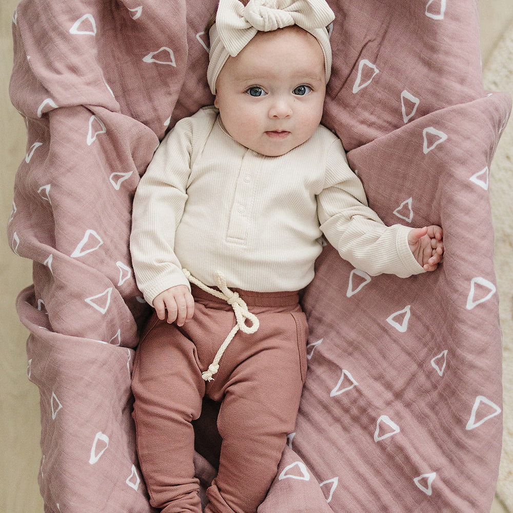 
                  
                    Vanilla Organic Snap Long Sleeve Ribbed Bodysuit
                  
                